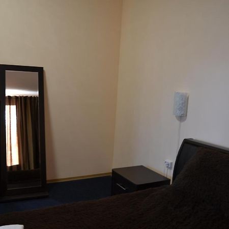 Art Hotel Chernivtsi Εξωτερικό φωτογραφία