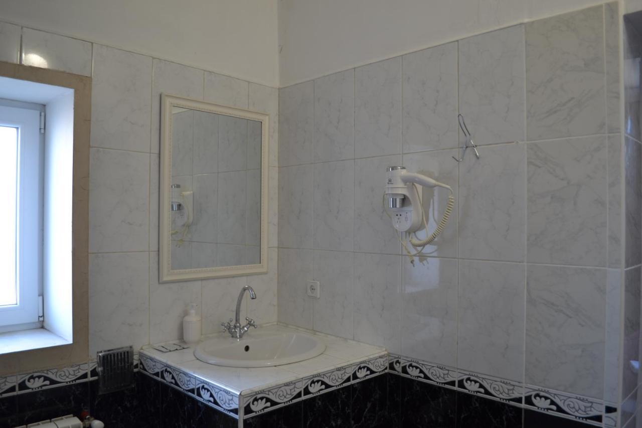 Art Hotel Chernivtsi Εξωτερικό φωτογραφία