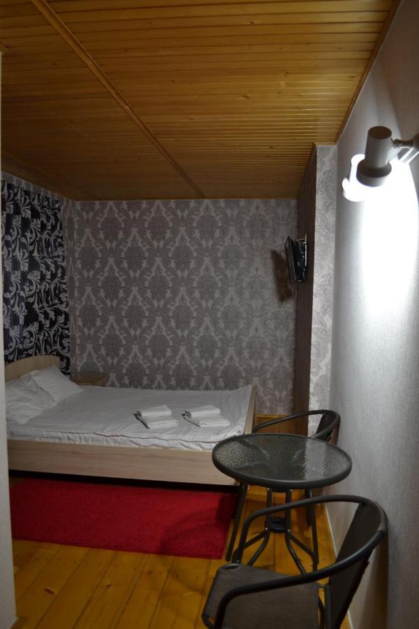 Art Hotel Chernivtsi Εξωτερικό φωτογραφία