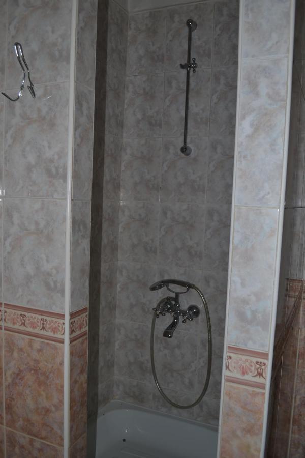 Art Hotel Chernivtsi Εξωτερικό φωτογραφία